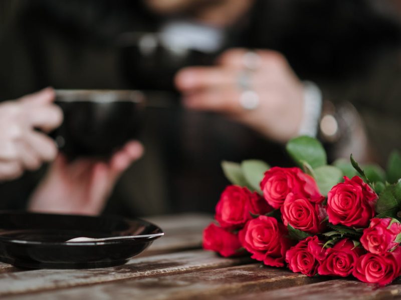 Les différences entre une agence matrimoniale et un site de rencontre